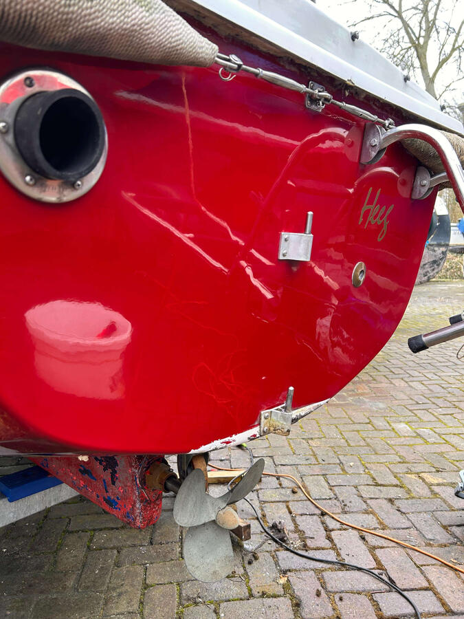 Boot na polijsten rotterdam 2 Boot weer in hoogglans na machinaal polijsten en waxen